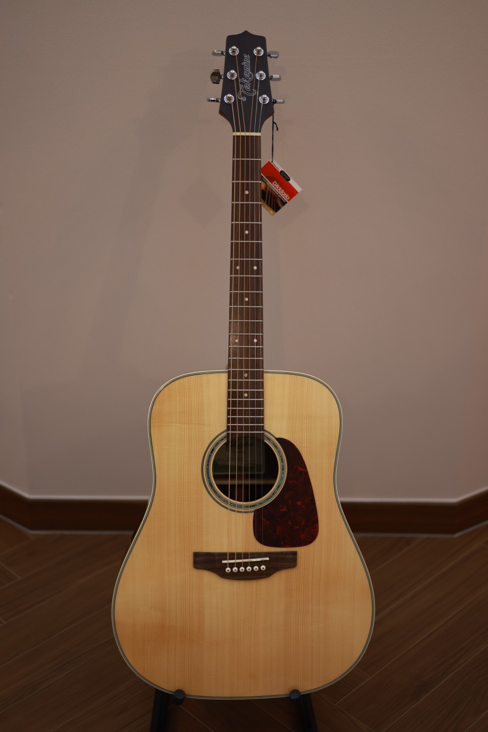 Takamine D5D NAT Guitar&nbsp;Review