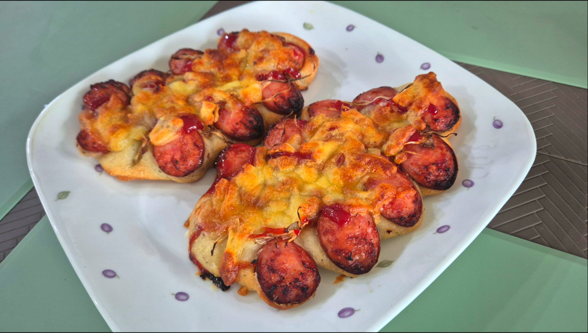 I Made Some Bread! (Sausage Bread and&nbsp;Focaccia)